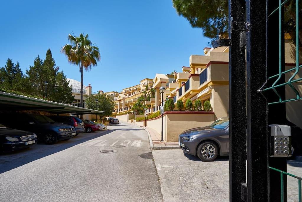 Apartment Oleholidays 1142 Romana Playa Vistas Al Mar Marbella